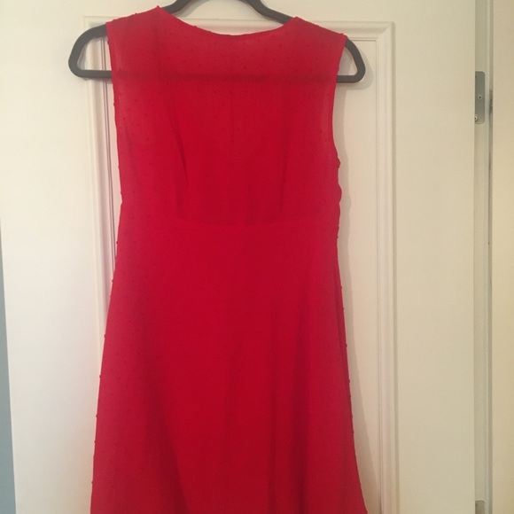 Red dress - Picture 4 of 4